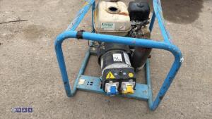 PRAMAC E3250 petrol generator - 4