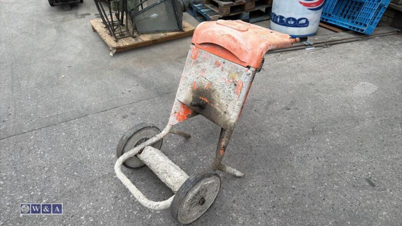 4715