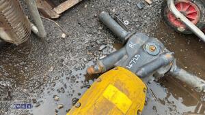 ATLAS COPCO pneumatic breaker - 3