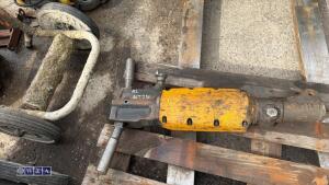 ATLAS COPCO pneumatic breaker - 4