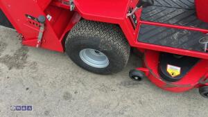 COUNTAX C300H 13.5hp Briggs & Stratton 36'' cut PGC (s/n B8260723) - 10