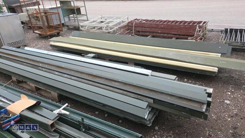 2 x pallets of tin roof sheets