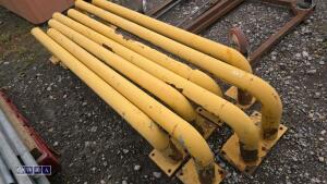 7 x bolt down crash barriers - 3