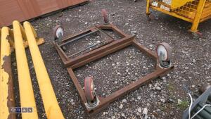 2 x 4 wheeled moving skates - 4
