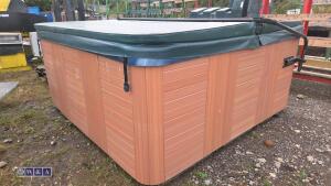 Hot tub - 2