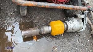 ATLAS COPCO pneumatic pick - 4