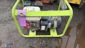PRAMAC petrol 240v generator - 4