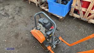 BELLE LC3251 petrol compaction plate - 4