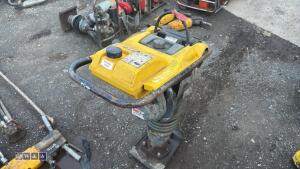 WACKER NEUSON BS60-2i petrol trench rammer - 5