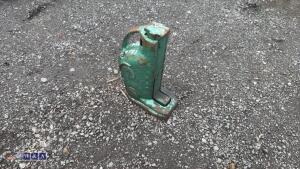 Toe jack
