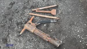 Hydraulic breaker & 3 x chisels - 4