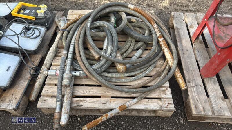 Pallet of concrete poker flexes