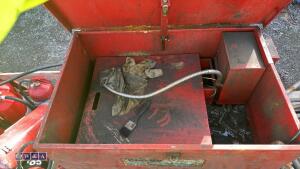CLARKE 240v parts washer - 4