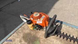 STIHL HS45 petrol hedge trimmer (3484345) - 5