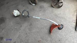 STIHL FS55 petrol strimmer - 3