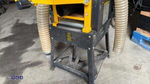 240v planer c/w dust extractor pipe - 8
