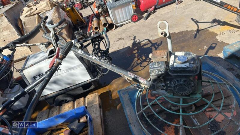 WHITEMAN petrol power float c/w pan