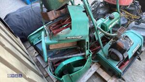 Quantity of ATCO QUALCAST mowers - 4