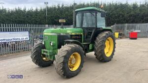 JOHN DEERE 3640 4wd tractor (s/n L03640U545864)
