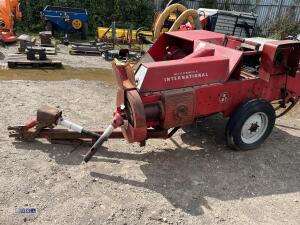 INTERNATIONAL B47 conventional baler (s/n 33483) - 5