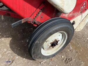 INTERNATIONAL B47 conventional baler (s/n 33483) - 10