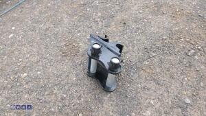 Quick hitch (unused)(25mm pins) - 2