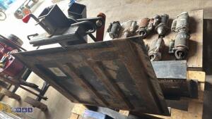 PENNY 250kg hydraulic lift plate c/w Control boxes, wiring, fitting kit - 4