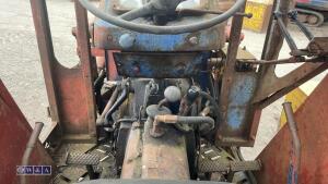 LEYLAND 384 2wd tractor c/w loader (inoperable) - 7