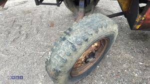 LEYLAND 384 2wd tractor c/w loader (inoperable) - 11