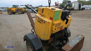 TEREX MBR71 single drum roller with trailer - 14