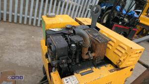 TEREX MBR71 single drum roller with trailer - 23