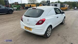 2014 VAUXHALL CORSA CDTI ECOFLEX S/S 5-speed manual diesel van (AF14 XEZ)(V5 & manual in office) - 4