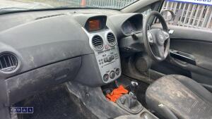 2014 VAUXHALL CORSA CDTI ECOFLEX S/S 5-speed manual diesel van (AF14 XEZ)(V5 & manual in office) - 13