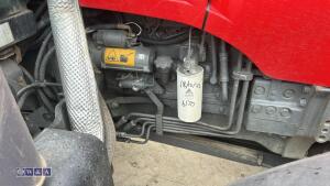 2010 MASSEY FERGUSON 6480 DYNA-6 4wd tractor, front links, front suspension, cab suspension, 4 x spool valves, push out puh, twin assister rams, air seat, a/c (SV10 ELU)(V5 in office) - 34