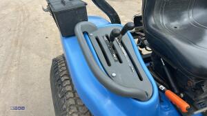 NEW HOLLAND TC27D 4wd hydrostatic compact tractor, spool valve, 3 point linkage, (s/n G03054) - 15