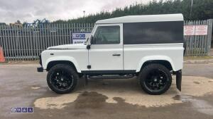 2005 LAND ROVER DEFENDER 90 TD5 5-speed manual diesel (PE05 BJX) with privacy glass & rear fitted seats (MoT 25th August 2027)(V5, MoT & history in office) - 2