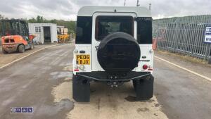 2005 LAND ROVER DEFENDER 90 TD5 5-speed manual diesel (PE05 BJX) with privacy glass & rear fitted seats (MoT 25th August 2027)(V5, MoT & history in office) - 4