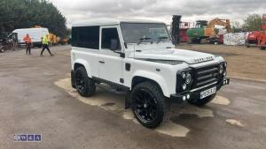 2005 LAND ROVER DEFENDER 90 TD5 5-speed manual diesel (PE05 BJX) with privacy glass & rear fitted seats (MoT 25th August 2027)(V5, MoT & history in office) - 7