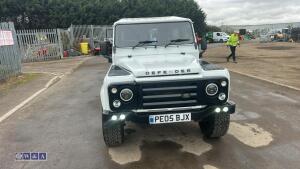 2005 LAND ROVER DEFENDER 90 TD5 5-speed manual diesel (PE05 BJX) with privacy glass & rear fitted seats (MoT 25th August 2027)(V5, MoT & history in office) - 8