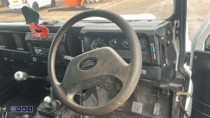 2005 LAND ROVER DEFENDER 90 TD5 5-speed manual diesel (PE05 BJX) with privacy glass & rear fitted seats (MoT 25th August 2027)(V5, MoT & history in office) - 30