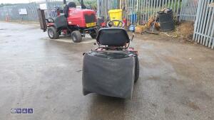 MTD RH115 petrol ride on mower c/w collector - 4