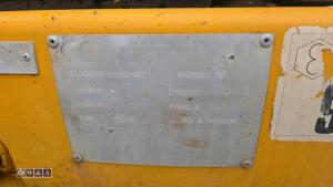 2001 JCB 805 rubber tracked excavator (s/n E0802667) with bucket, blade & piped - 19