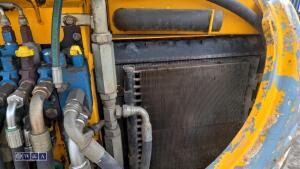 2001 JCB 805 rubber tracked excavator (s/n E0802667) with bucket, blade & piped - 22