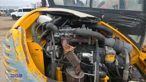 2001 JCB 805 rubber tracked excavator (s/n E0802667) with bucket, blade & piped - 24