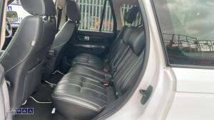 2010 LAND ROVER RANGE ROVER SPORT HSE 3.0 V6 6-speed automatic diesel (N444 SSO)(MoT 10th August 2027) - 18