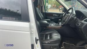 2010 LAND ROVER RANGE ROVER SPORT HSE 3.0 V6 6-speed automatic diesel (N444 SSO)(MoT 10th August 2027) - 24