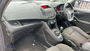 2014 VAUXHALL ZAFIRA TOURER SRI CDTI 6-speed manual diesel car (NL64 FSU)(MoT 23rd June 2027)(CATEGORY N INSURANCE LOSS) - 13