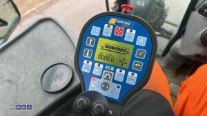 2005 NEW HOLLAND TS100A tractor, twin assister rams, front weights, air seat, shuttle,,air conditioning, c/w Bomford Falcon 5:5 hedge cutter, joystick controls, road blower (FN05 CWV)(V5 in office) - 30