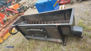 Hydraulic mixing auger bucket to suit Avant & Multione loaders (approx 1700mm) - 12