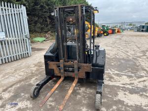2010 PALFINGER F3151 forklift truck (s/n 100116238) with triple mast & side-shift - 2